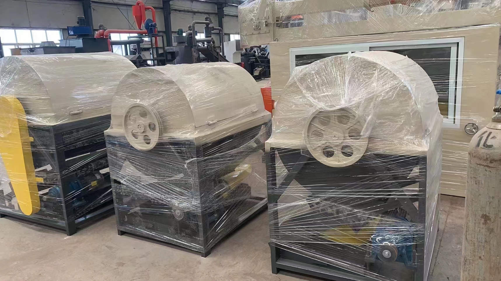 電子元件拆解機發(fā)貨